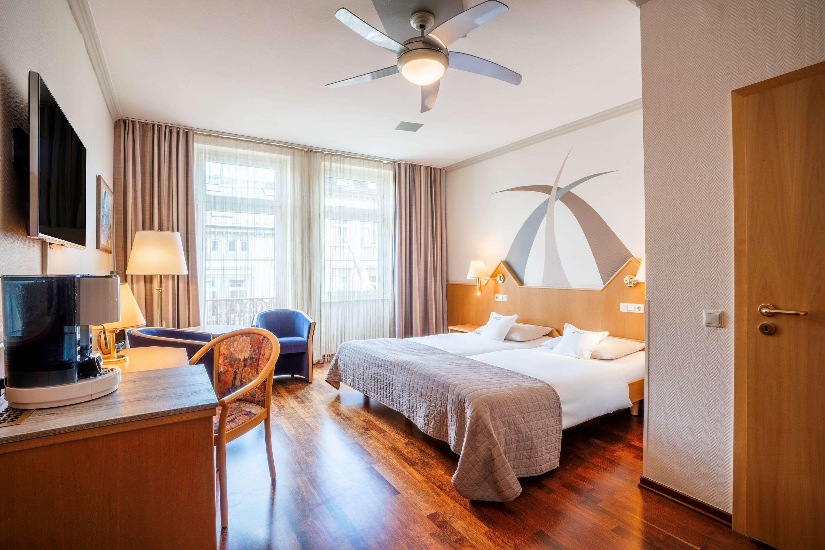 Komfort Hotel Am Kurpark Бад-Хомбург-фор-дер-Хёэ Экстерьер фото