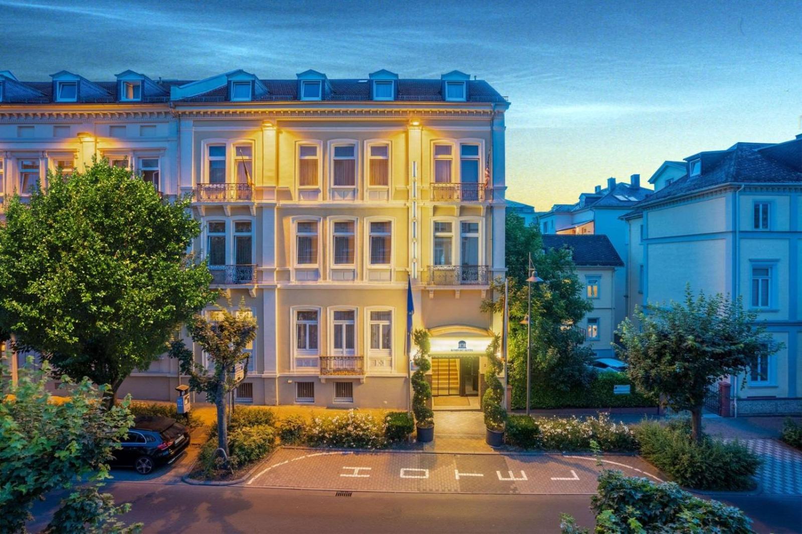 Komfort Hotel Am Kurpark Бад-Хомбург-фор-дер-Хёэ Экстерьер фото