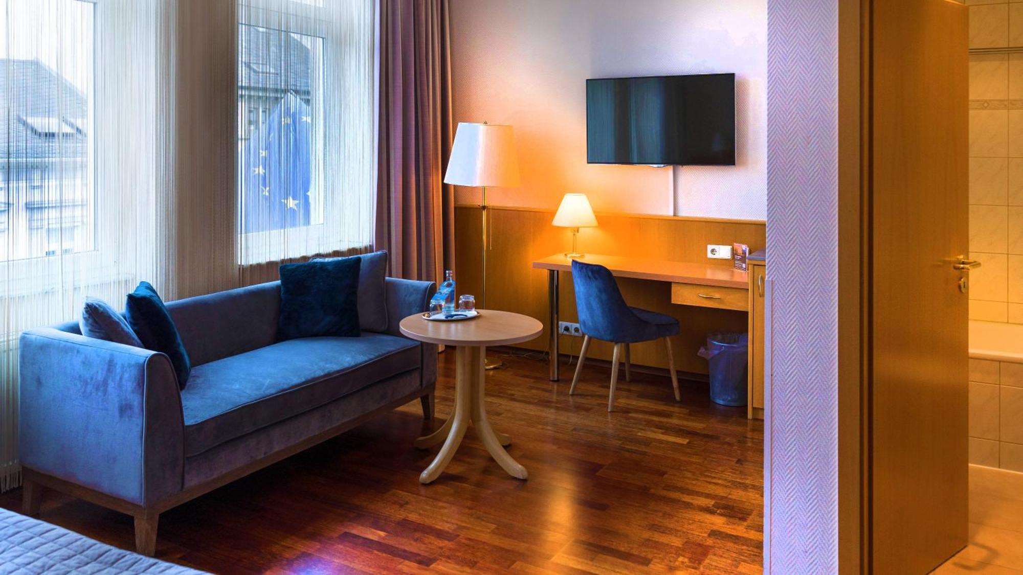 Komfort Hotel Am Kurpark Бад-Хомбург-фор-дер-Хёэ Экстерьер фото