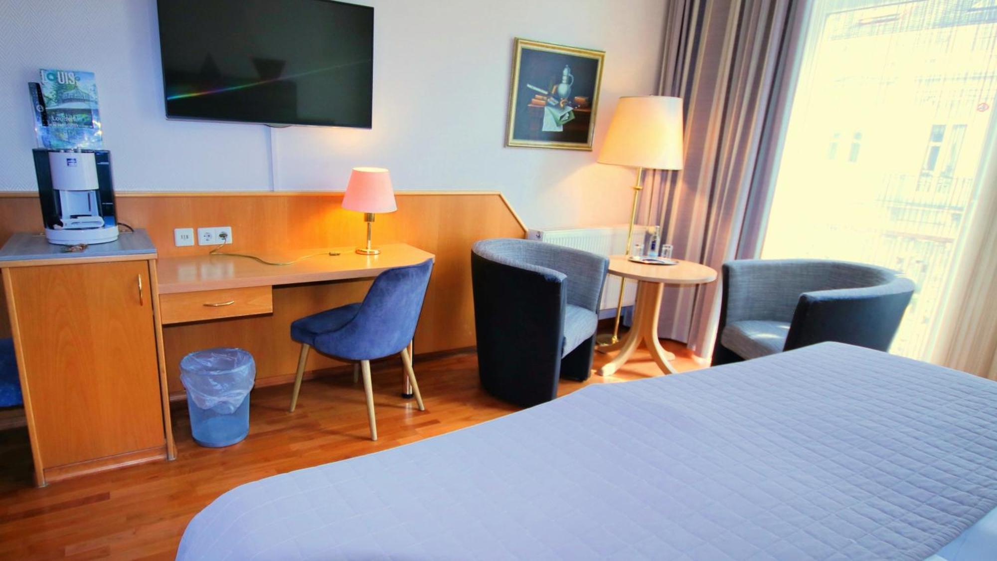 Komfort Hotel Am Kurpark Бад-Хомбург-фор-дер-Хёэ Экстерьер фото