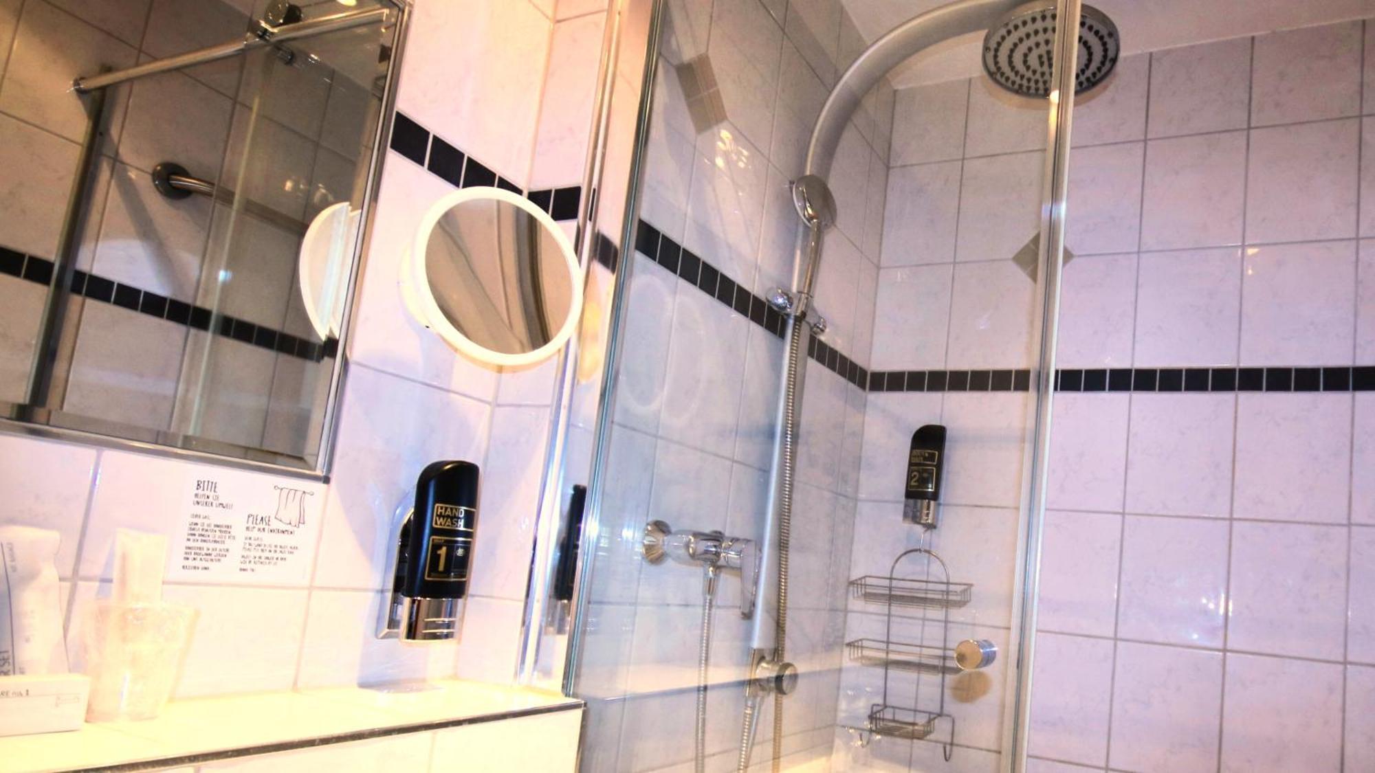 Komfort Hotel Am Kurpark Бад-Хомбург-фор-дер-Хёэ Экстерьер фото