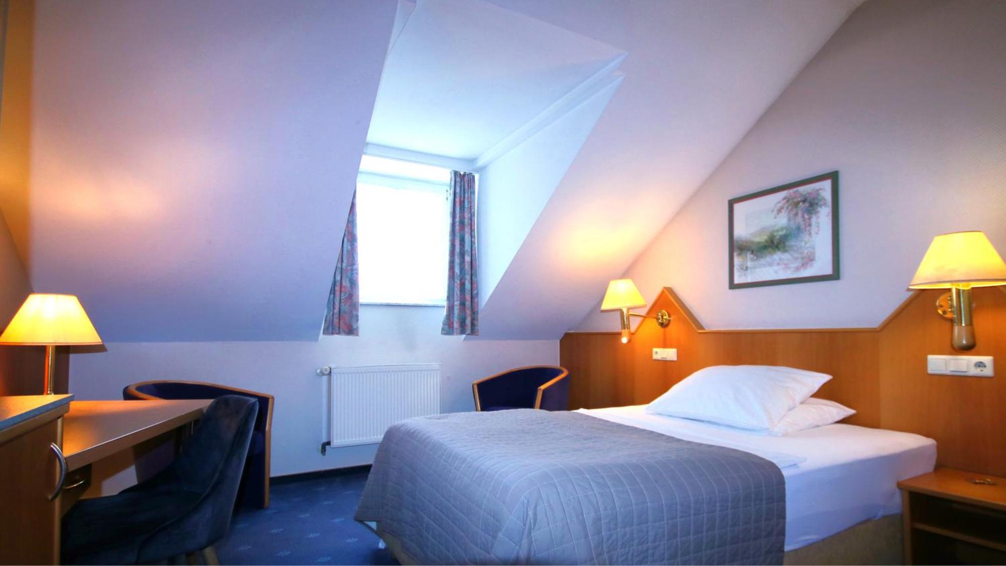 Komfort Hotel Am Kurpark Бад-Хомбург-фор-дер-Хёэ Экстерьер фото