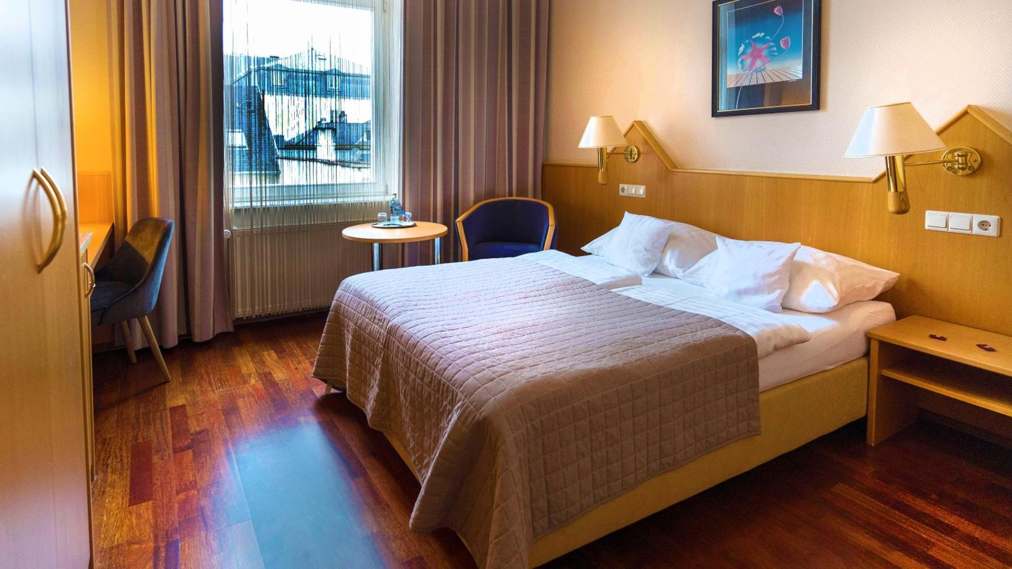 Komfort Hotel Am Kurpark Бад-Хомбург-фор-дер-Хёэ Экстерьер фото