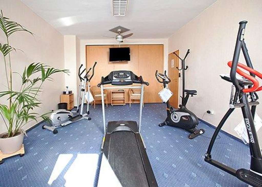 Komfort Hotel Am Kurpark Бад-Хомбург-фор-дер-Хёэ Удобства фото