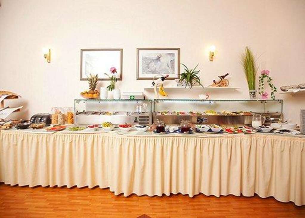 Komfort Hotel Am Kurpark Бад-Хомбург-фор-дер-Хёэ Ресторан фото